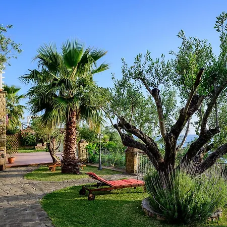 Antica Dimora Palinuro Nocleg ze śniadaniem 4*