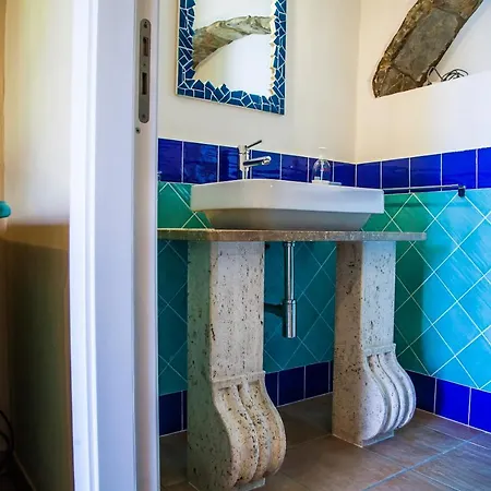 Bed & Breakfast Antica Dimora Palinuro 3*
