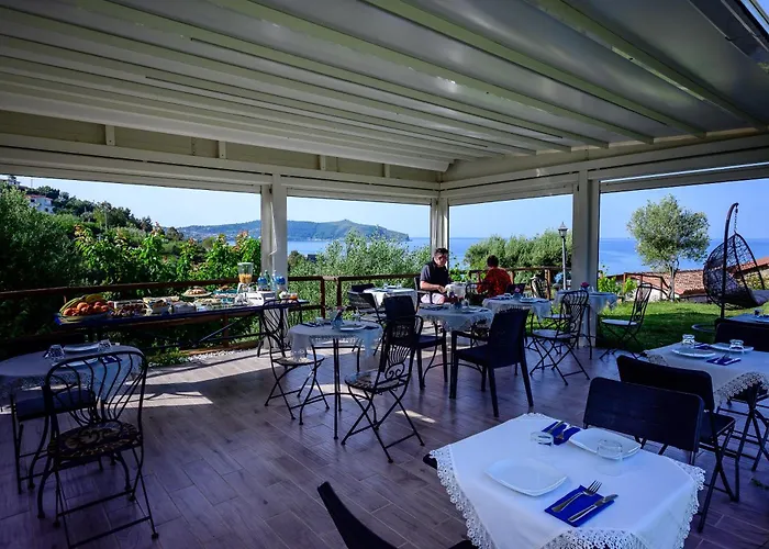 Antica Dimora Palinuro فندق مبيت وإفطار 4*