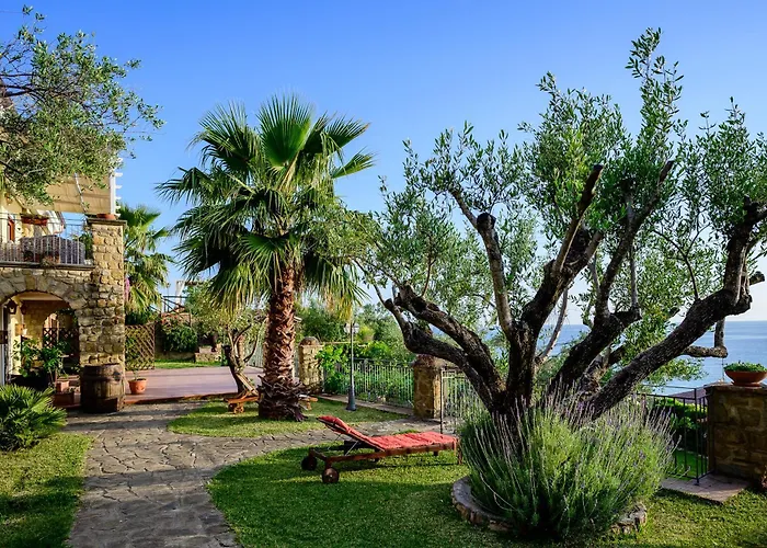 Antica Dimora Palinuro فندق مبيت وإفطار 4*